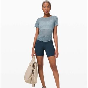 Lululemon Loop Around Tee Blue Fog Size 12